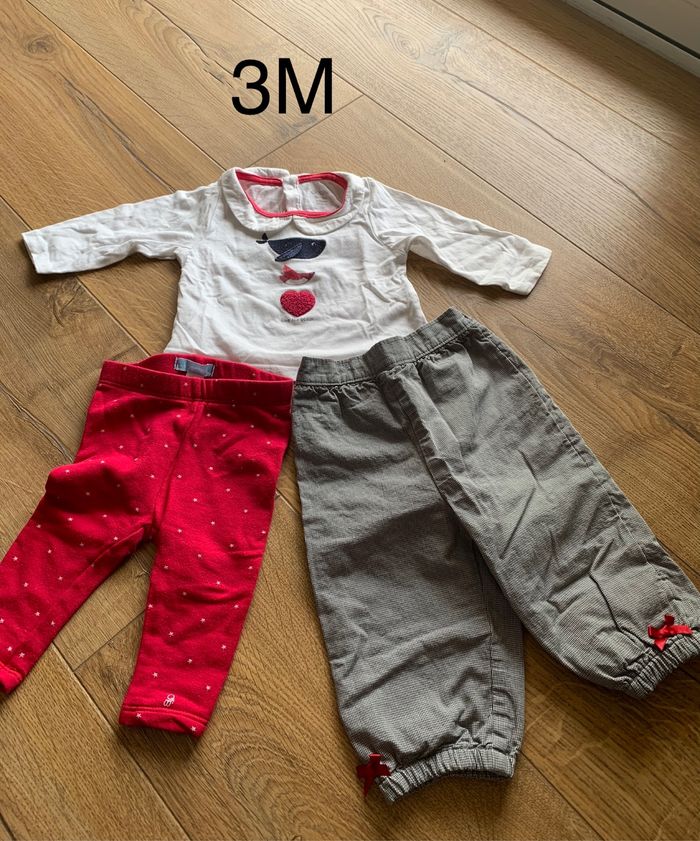 Ensemble Tee shirt + 2 pantalons Obaibi