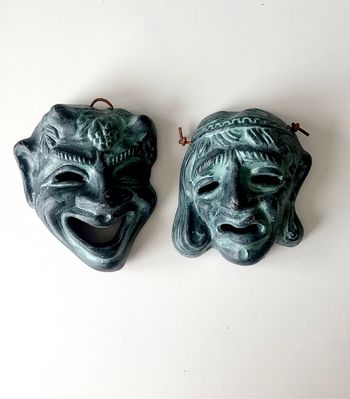 2 masques tragédie du théâtre grec