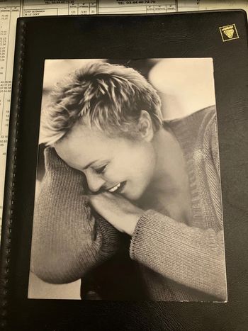 Coffret 4 DVD. Muriel Robin se plie en 4.