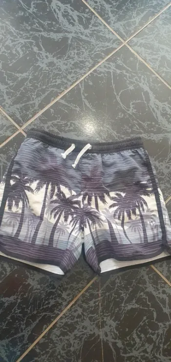 3 shorts de bsin 12 ans H et M