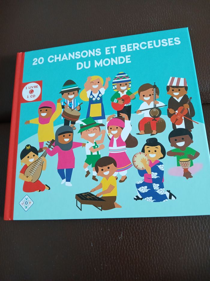 livre 20 chansons et berceuses du monde avec cd des 0 mois - photo numéro 1