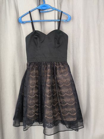 Robe de soirée Naf Naf avec dentelle S (36)