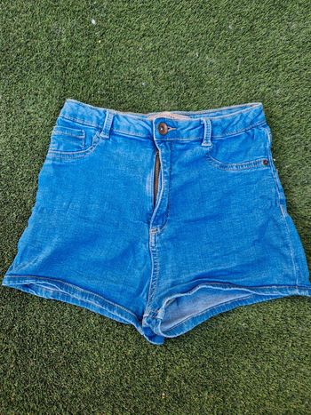 Short bershka taille S 36 bleu
