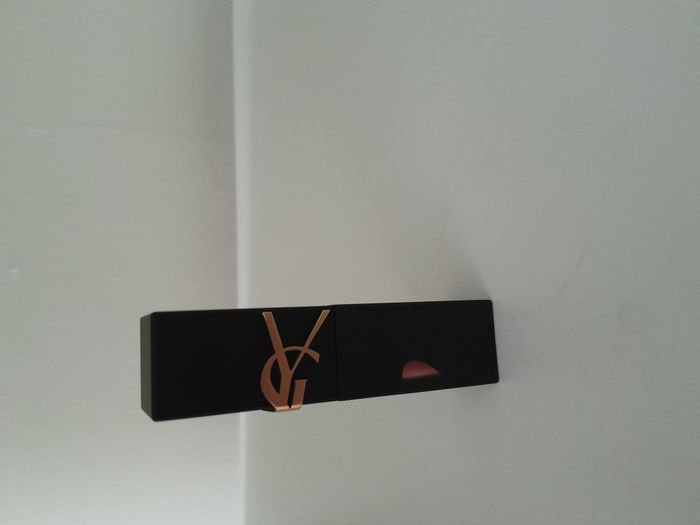 Rouge à lèvres Yves Saint Laurent - photo numéro 5