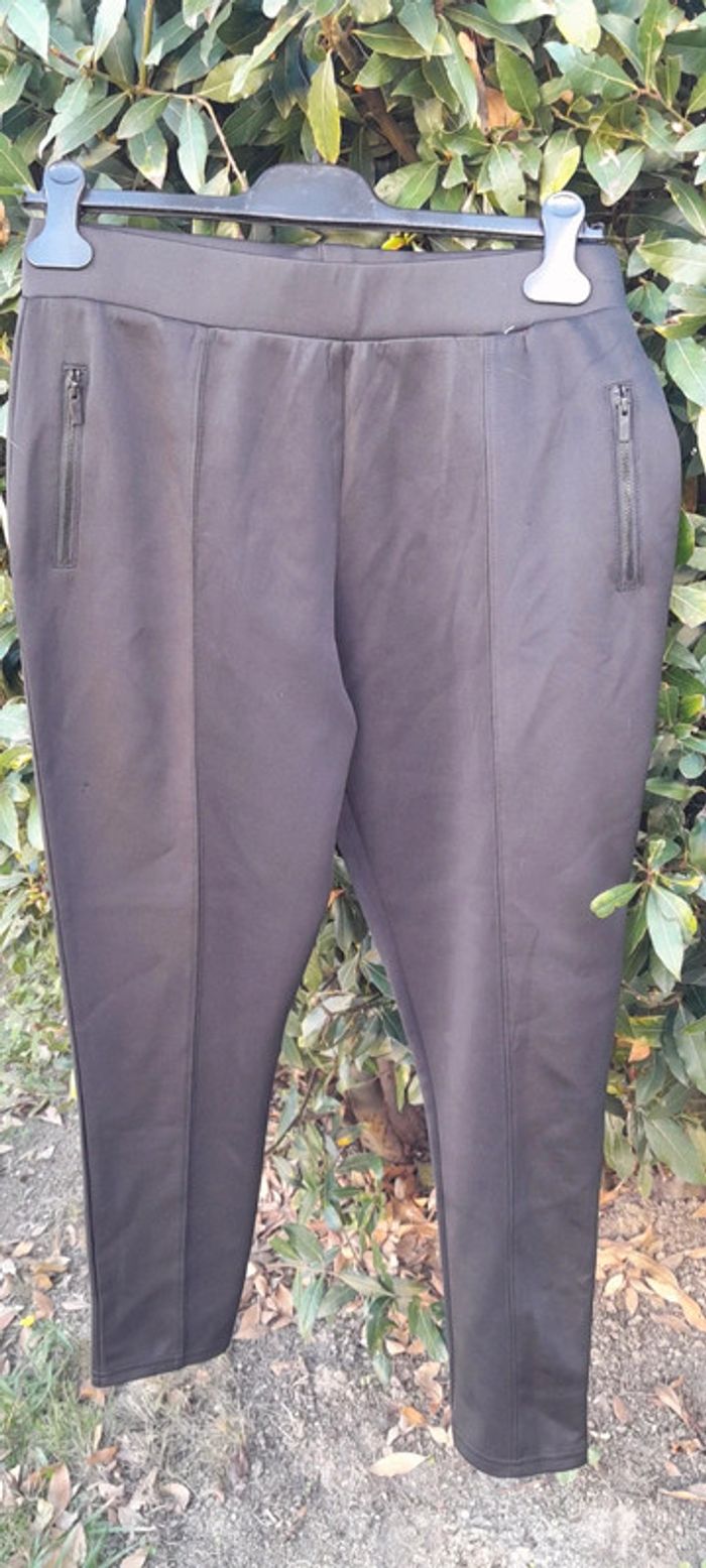 Pantalon caleçon noir taille 42/44 - photo numéro 1