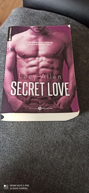 Livre secret love Lucy Allen