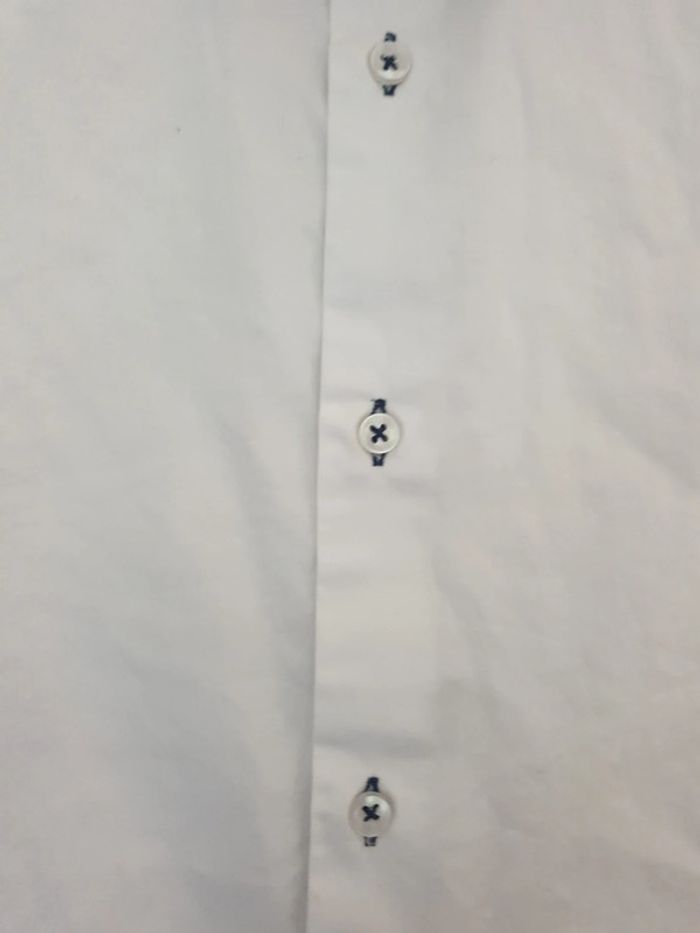 Chemise blanche - photo numéro 4