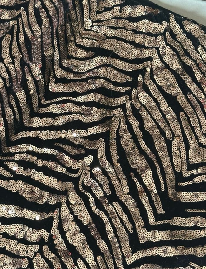 Jupe noir et dorée taille XL - photo numéro 4