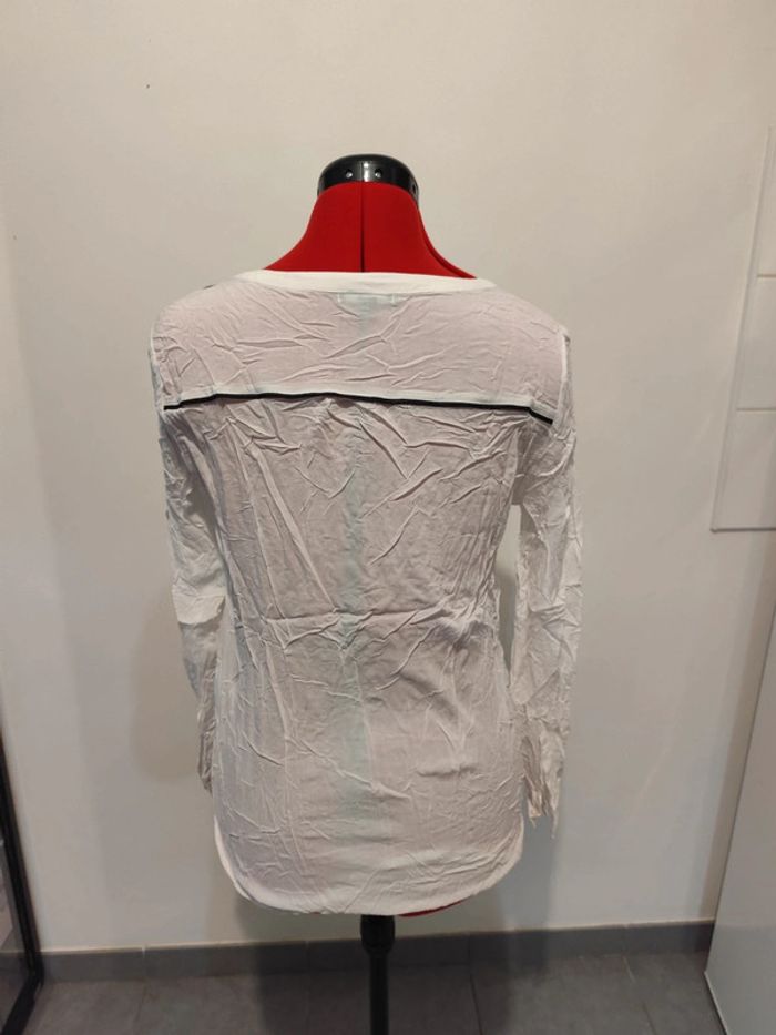 Chemise blanche - photo numéro 2