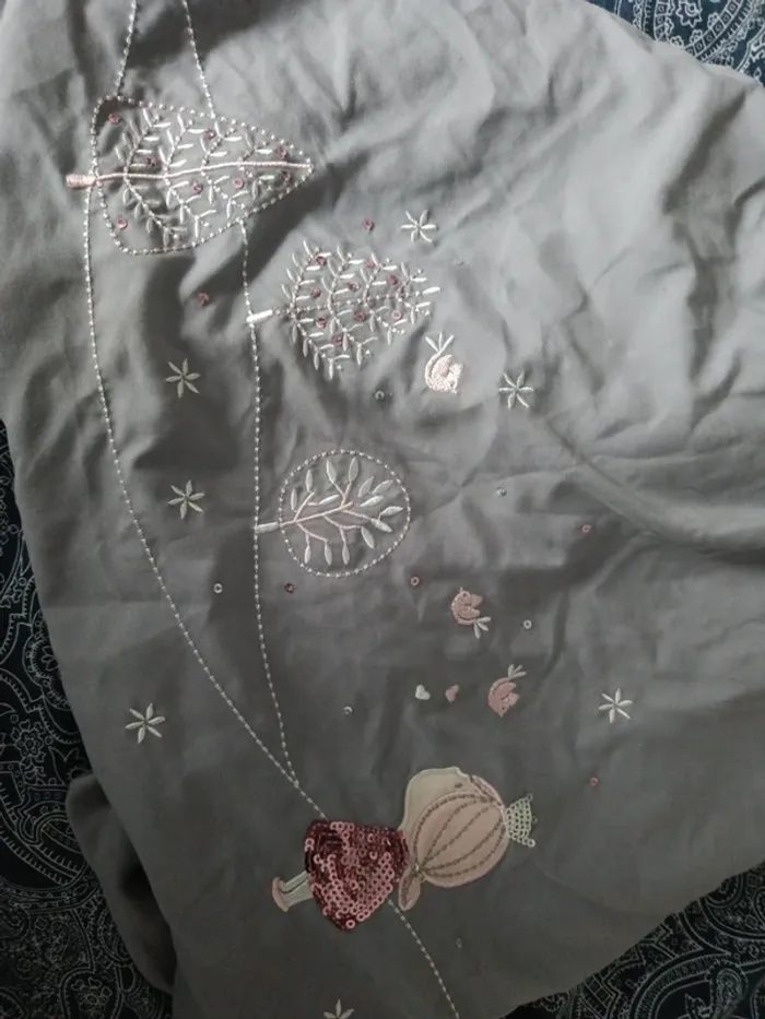 Robe style catimini grise motifs roses - photo numéro 3