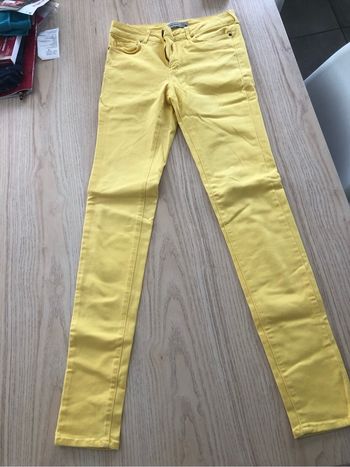 Pantalon slim jaune