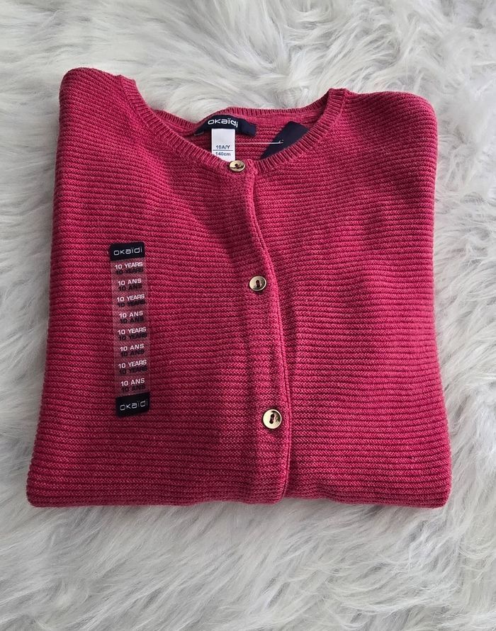 NEUF ( non porté)🏷🩷😍🤩 superbe gilet 10 ans fille 🤩😍🩷 - photo numéro 2