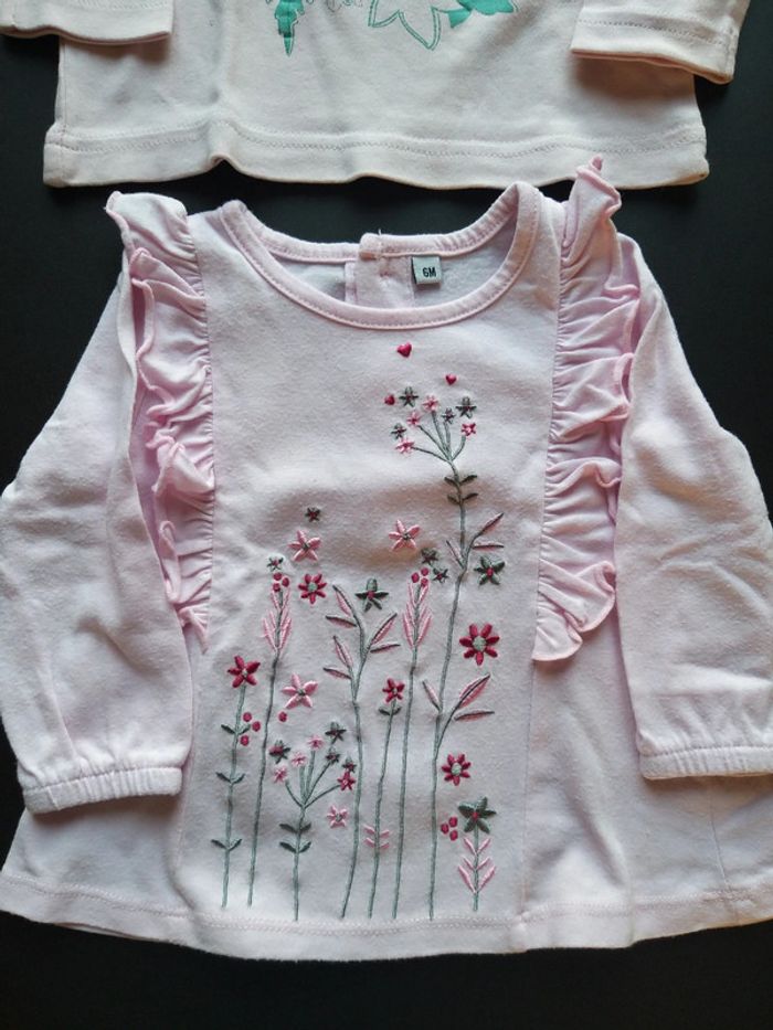 Lot de 2 t-shirts en 6 mois - photo numéro 2