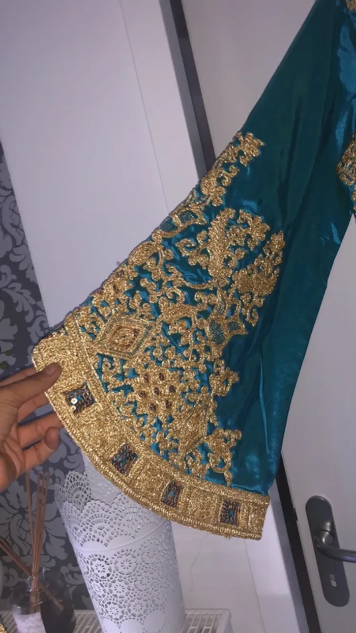 Robe de soirée oriental - photo numéro 3
