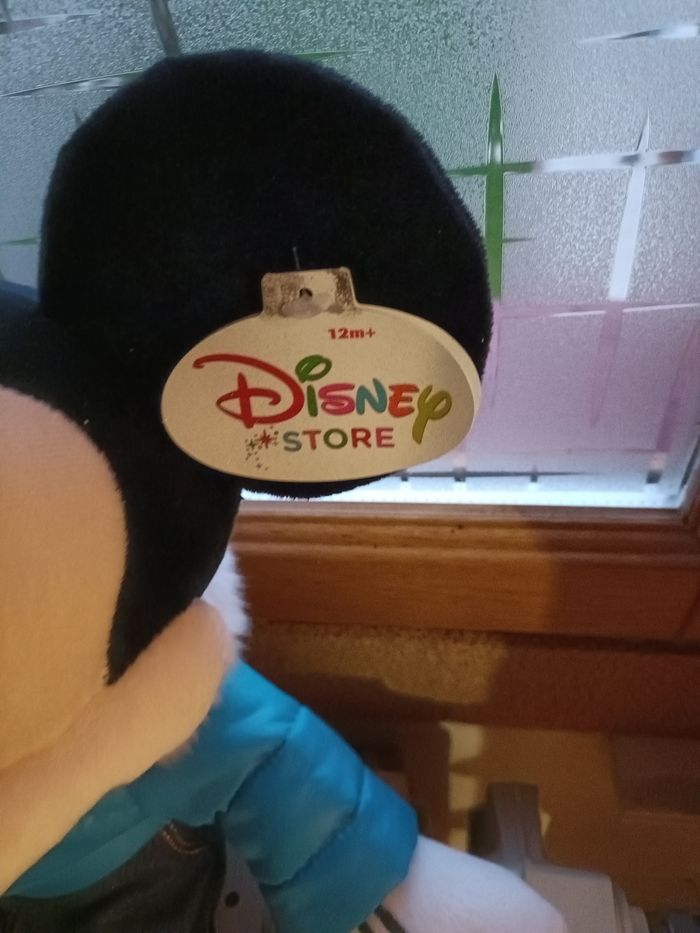 DEUX PELUCHES MICKEY ET MINNIE PATINEUR DISNEY - photo numéro 2