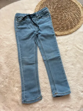 Jeans bleu clair 4ans