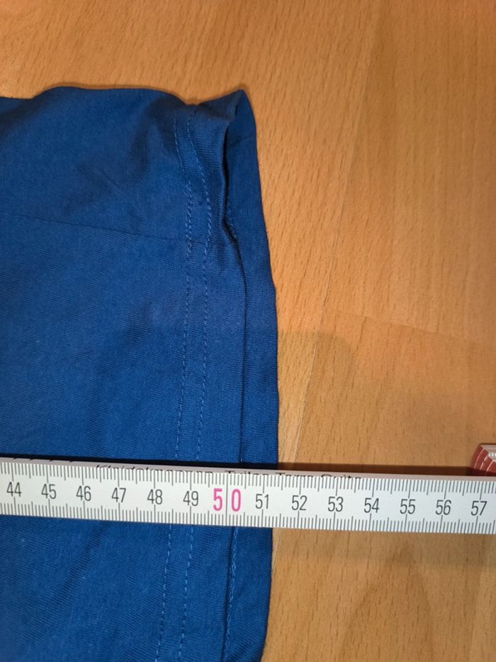 T-shirt bleu taille 9-10 ans jamais porté - photo numéro 5