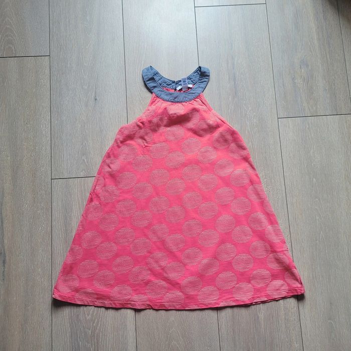 Robe rose/rouge très clair. Fille 8 ans. Marque Okaidi