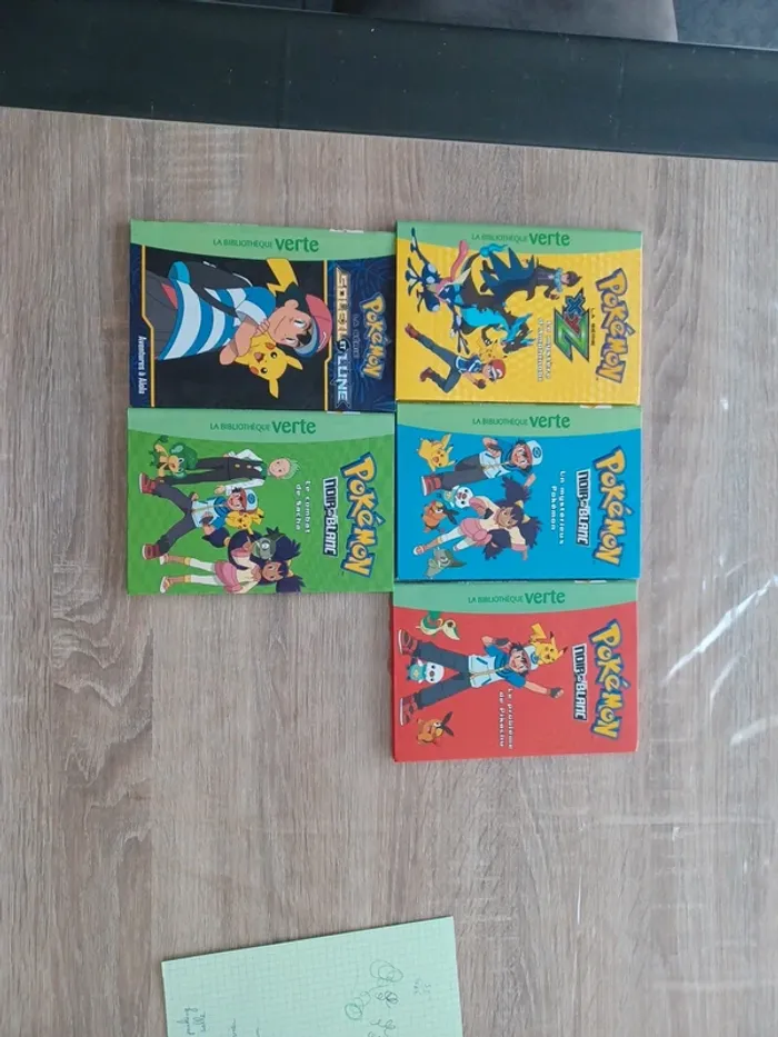 Lot livres pokémon