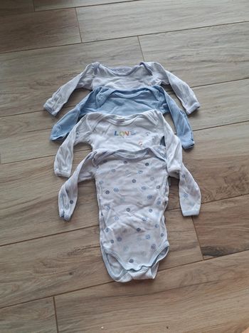 Lot 4 bodies Absorba
