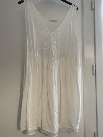 Robe avec dentelle