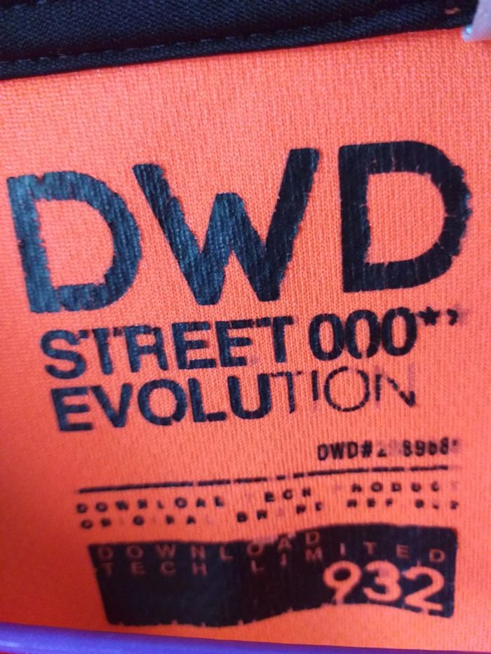 Tee-shirt orange et gris - photo numéro 3