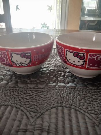 Lot de 2 bols hello Kitty 