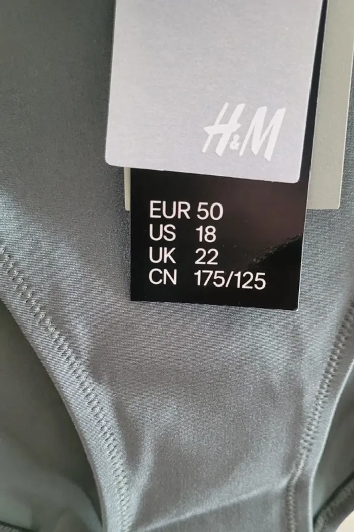 Bas de bikini H&M Taille 50 - photo numéro 2