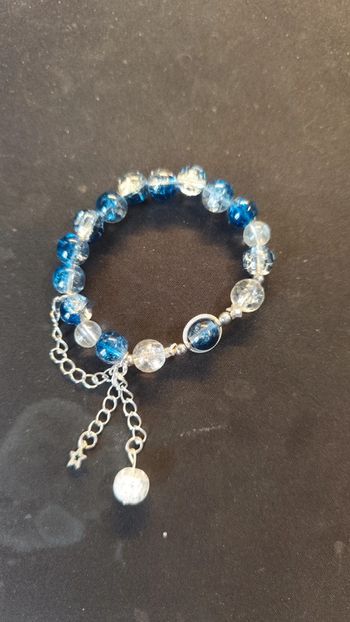 Bracelet bleu blanc argenté extensible