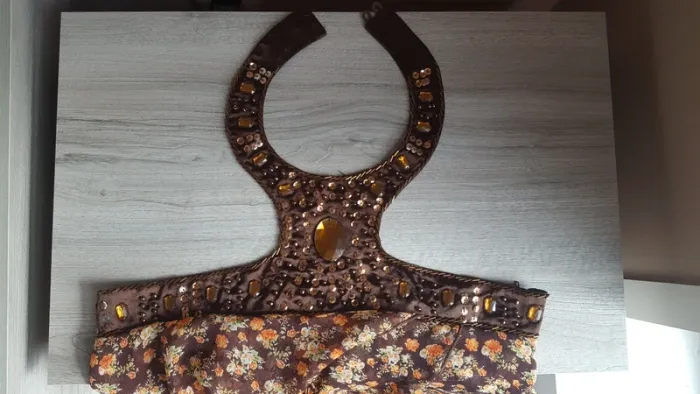 Robe fleuris à volants Jennyfer - taille M 🎀 - photo numéro 3