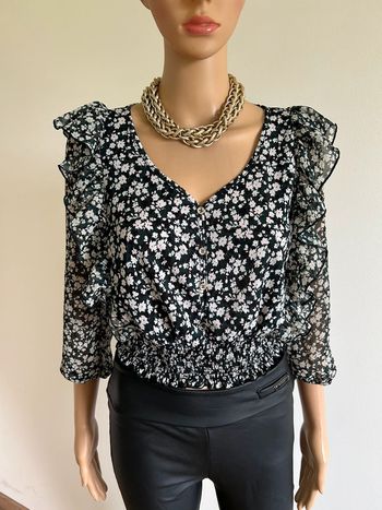 Blouse courte fleurie à manches longues Morgan taille S jamais portée