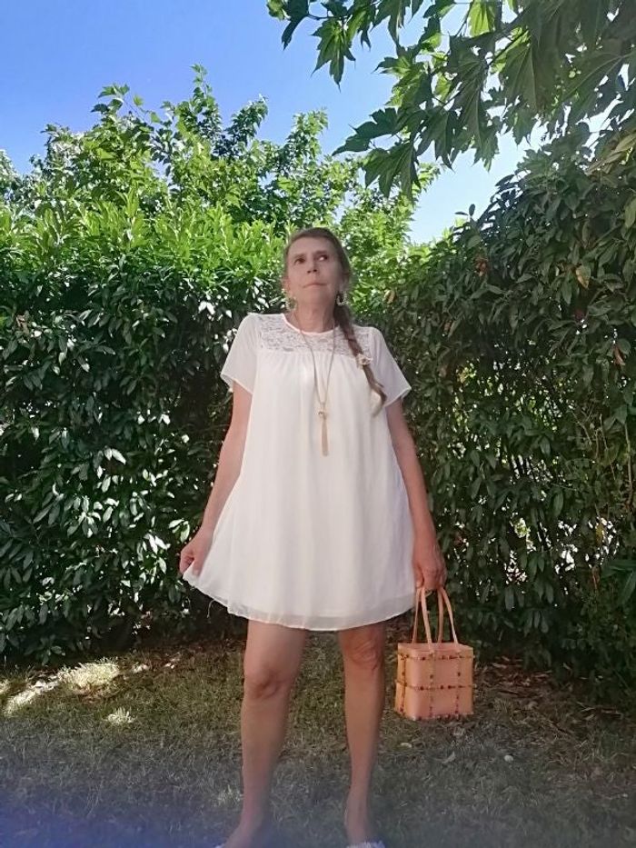 Robe crème dentelles ASOS PETITES