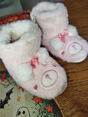 Chaussons fille P.26