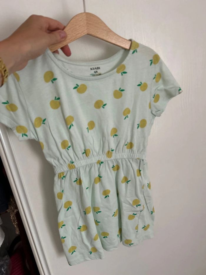 Lot de 2 robes KIABI 6 ans - photo numéro 2