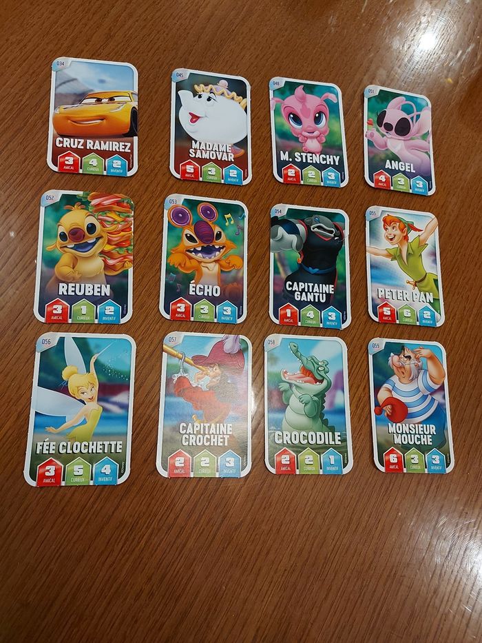 Lot 12 cartes Disney leclerc