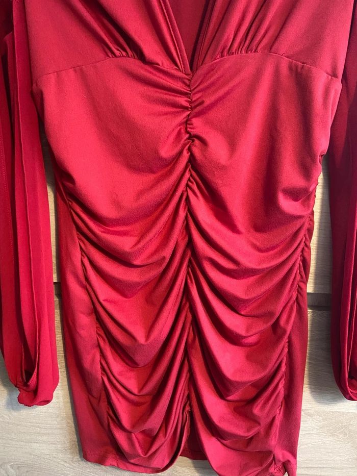 Très belle robe - photo numéro 2