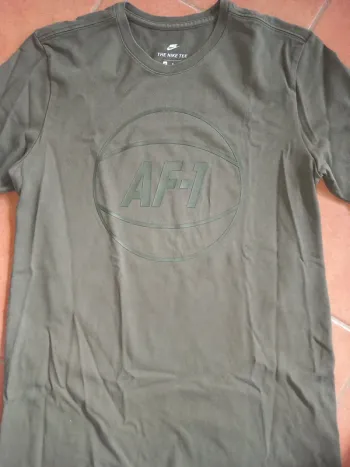 T-shirt Nike