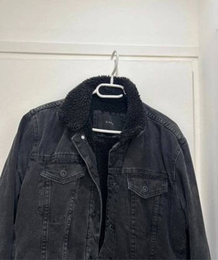 Veste jean Zara taille M Noir doublé Moumoute - photo numéro 2
