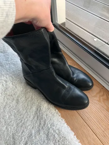 Boots noires pointure 37