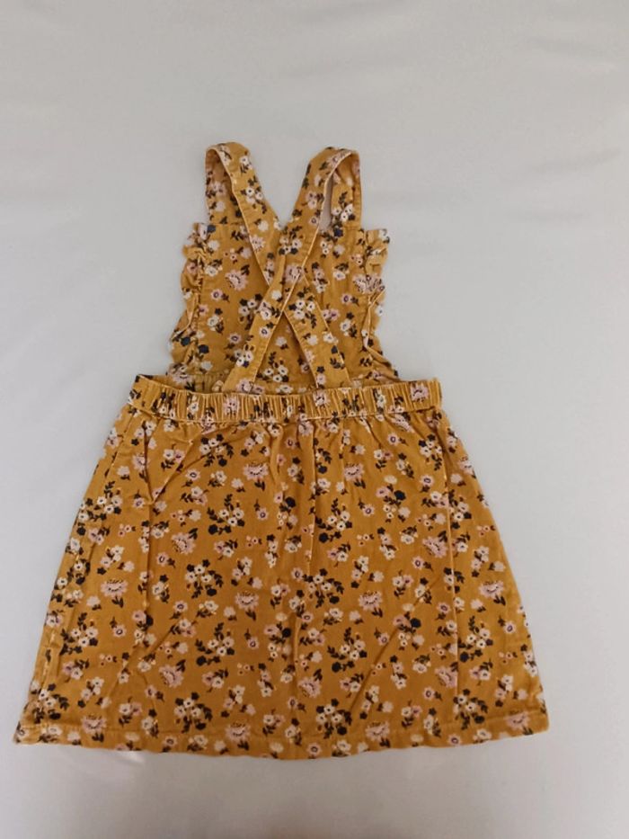 Robe velours jaune - photo numéro 2