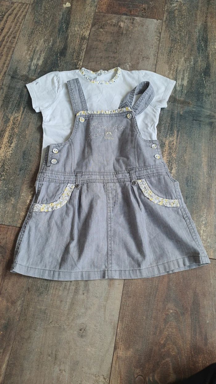 Ensemble sucre d'orge 24 mois en très bon état