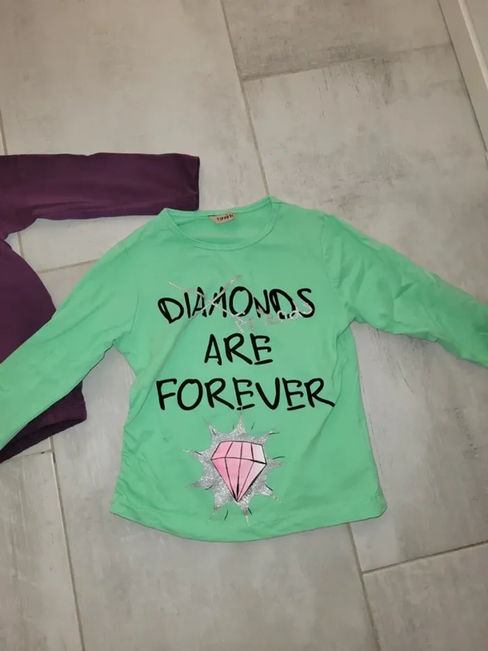 Lot de t-shirts Tiffosi, taille 2 ans (92cm). - photo numéro 2