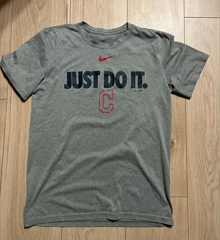 T-shirt sport homme Nike