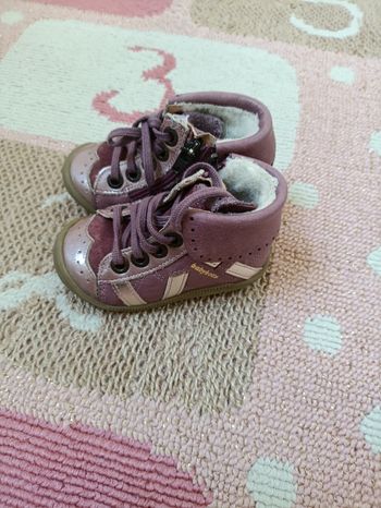 Chaussures neuves