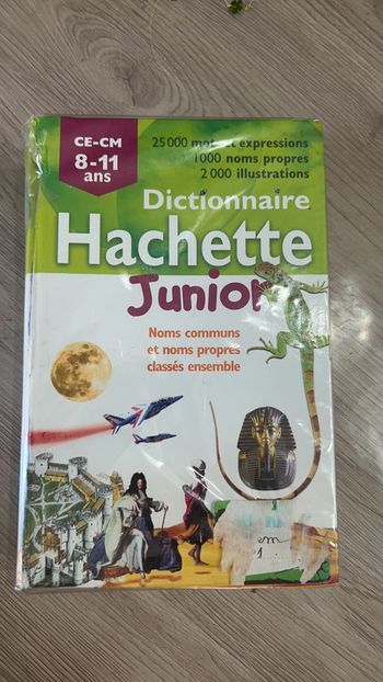 Dictionnaire Hachette Junior 8-11 ans