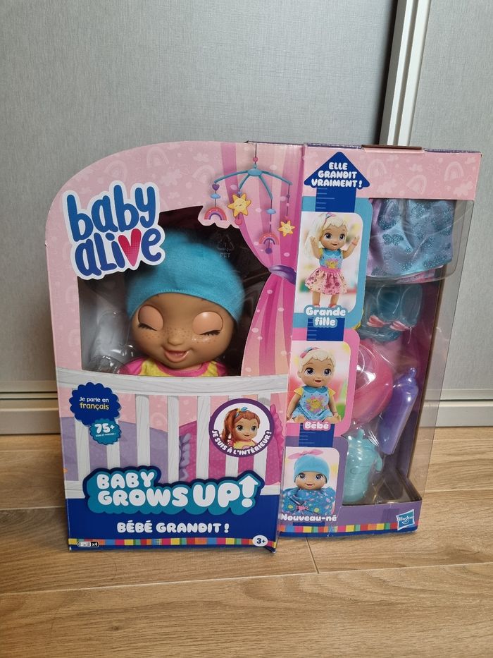 Poupée Baby alive grandit