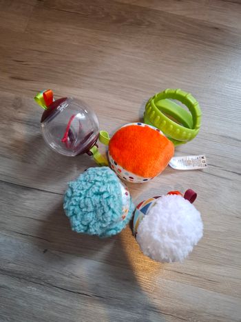 Lot de 5 balles sensorielles 