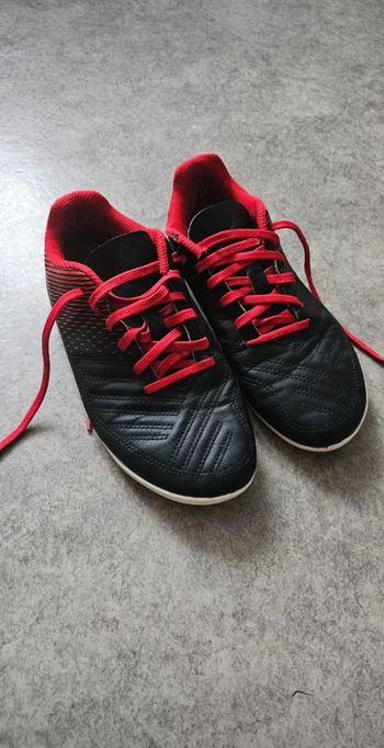 Chaussure de football 34