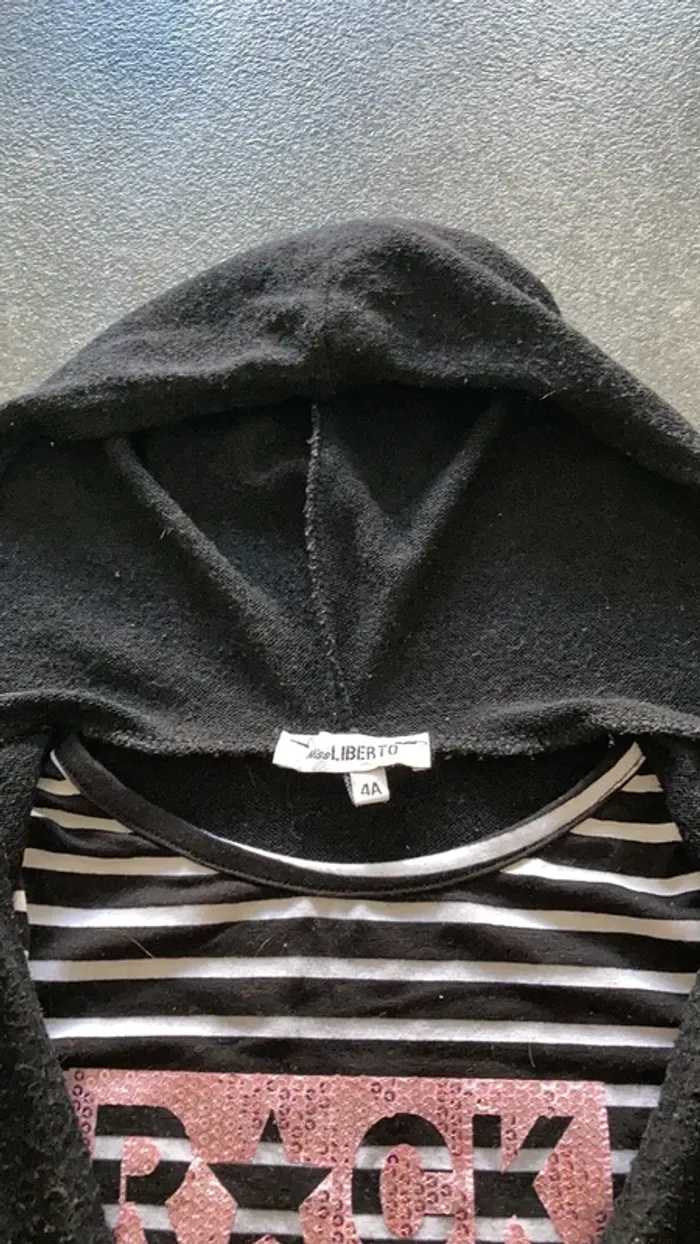 Teeshirt gilet fille 4 ans - photo numéro 3
