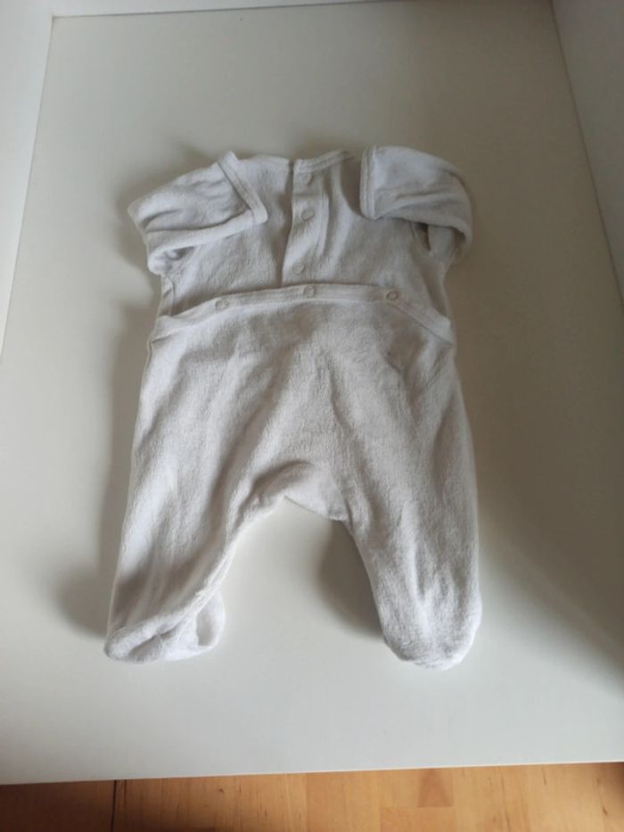 Pyjama 1 mois - photo numéro 3
